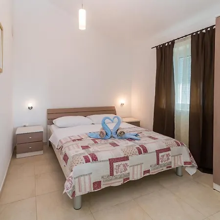 Apartment Salatic *